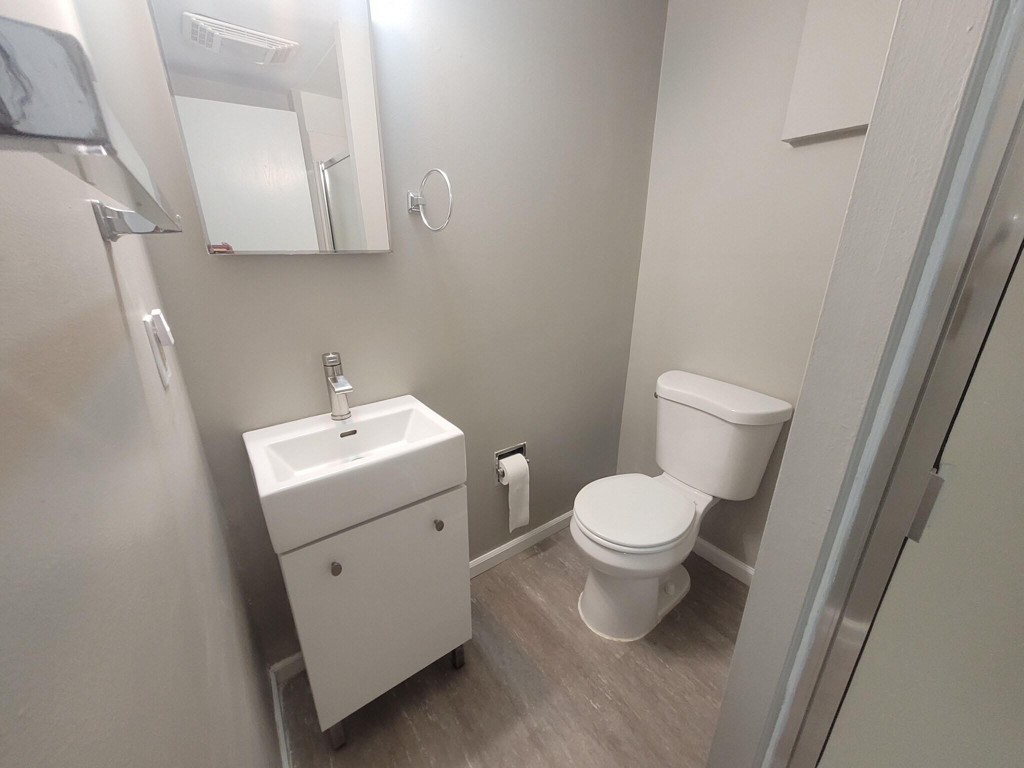 Building Photo - 518 Bergen Ave