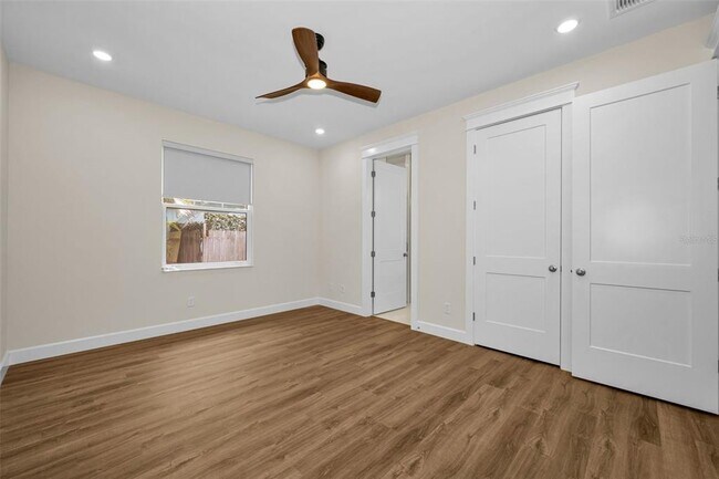 Building Photo - 522 Louden Ave