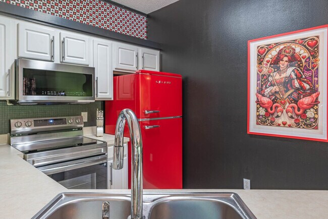 Building Photo - 8447 Crystal Cove Loop
