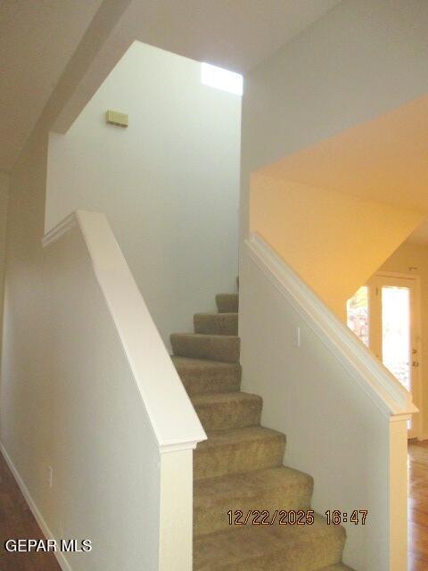 Building Photo - 7572 Le Conte Dr