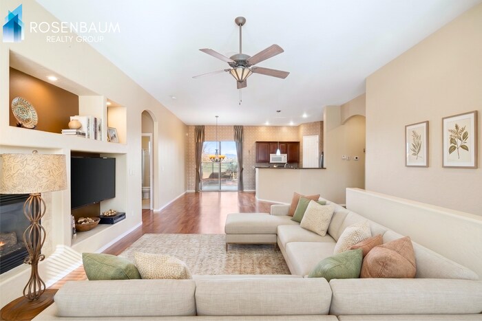 Building Photo - 6760 E Sandhurst Dr