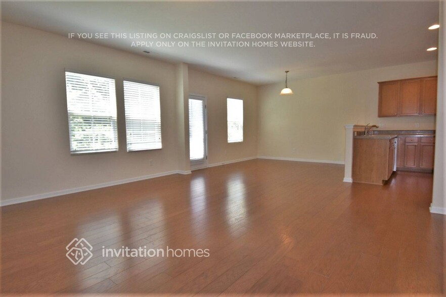 Building Photo - 3808 Althorp Drive