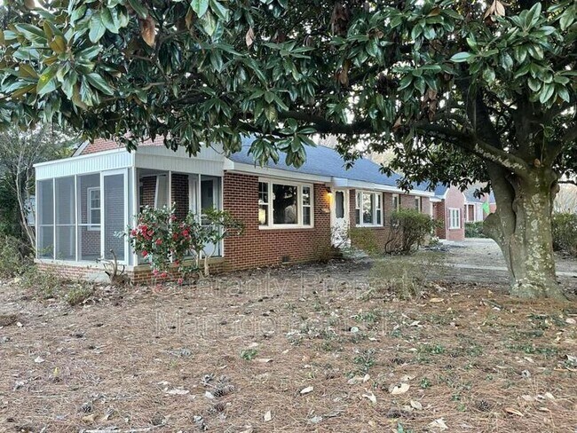 Building Photo - 1512 Rose St