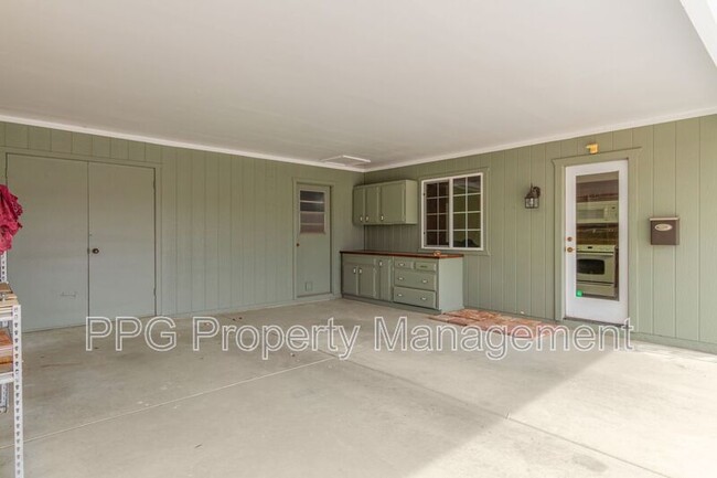Building Photo - 14022 Whispering Lake Dr