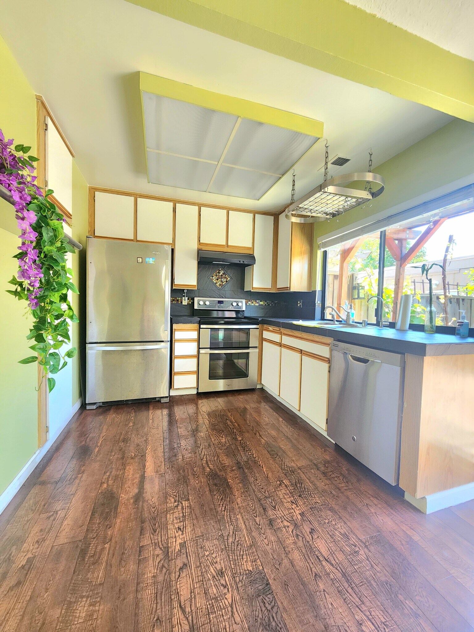 Kitchen 1 - 4634 Adobe River Ct