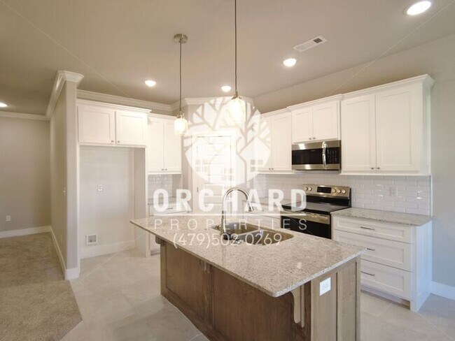 Building Photo - Tontitown- Single-Family Home- 4 Bedroom A...