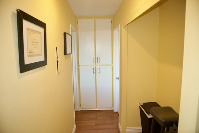 Building Photo - 3605 W Hidden Ln