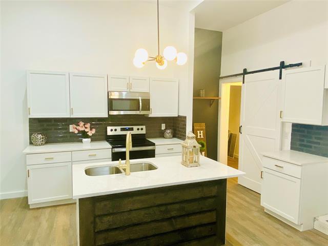 Building Photo - 3817 Johnson St