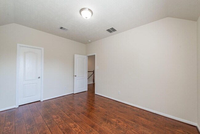 Building Photo - 6402 Addlestone Ridge Ln