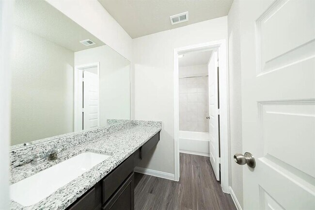 Building Photo - 5103 Hector Gustavo Dr