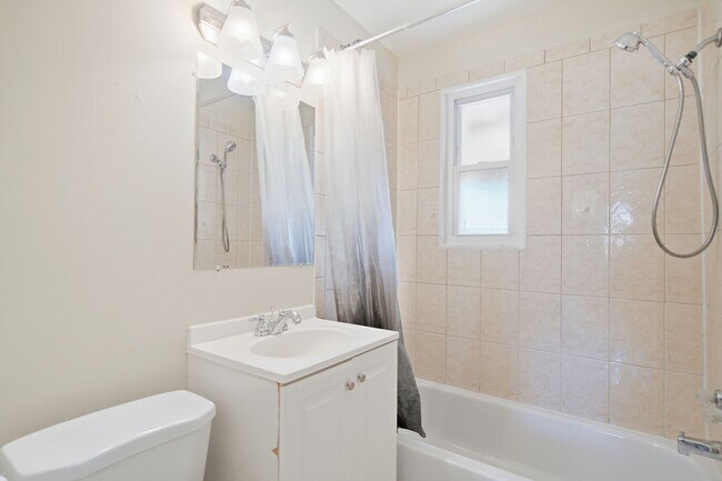 Building Photo - 4229 Fort Dupont Terrace SE