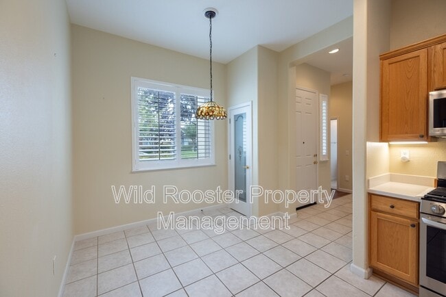 Building Photo - 2713 Robinson Creek Ln