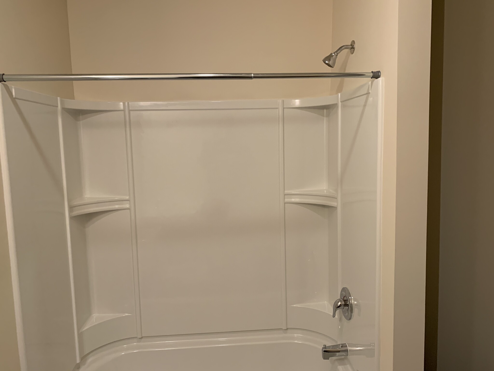 Building Photo - 535 E Orange St