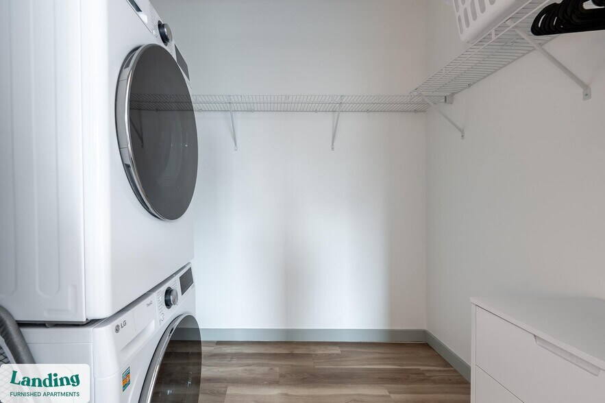 Building Photo - 39 Railroad Ave