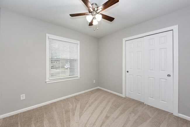 Building Photo - 3BD/1BA Ranch in Cabarrus Woods!
