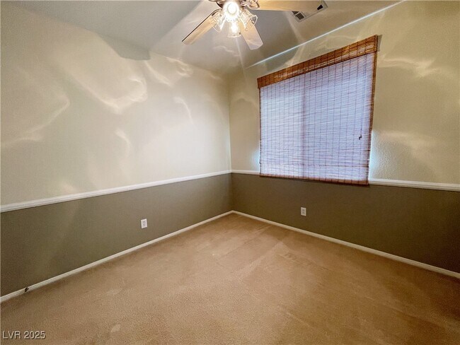 Building Photo - 11761 Del Sur Ave