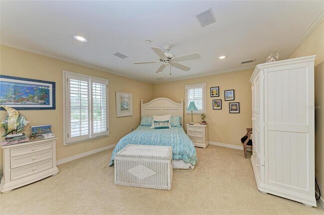 Building Photo - 4473 Gulf of Mexico Dr