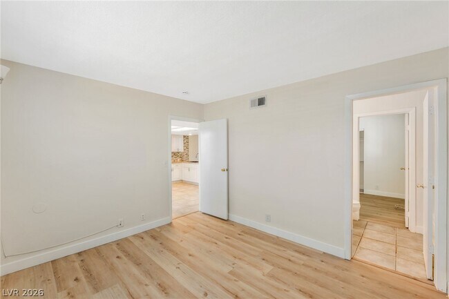 Building Photo - 6224 Yerba Ln