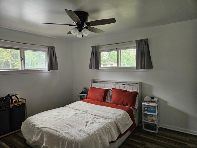 Building Photo - 4N055 Robbie Ln