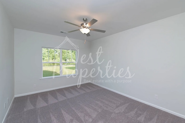 Building Photo - 432 Sandfarm Trail