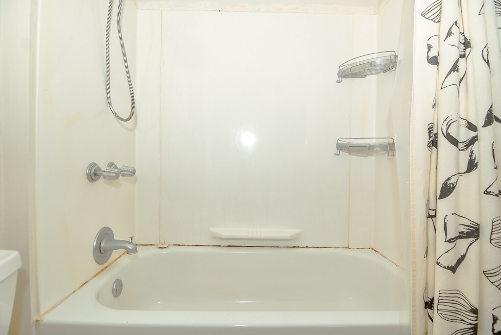 Building Photo - 1739 W Huron St