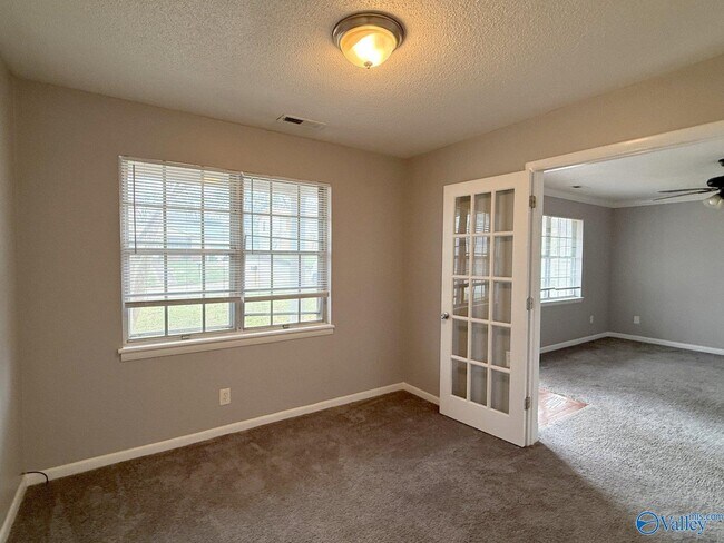 Building Photo - 640 Dawson Terrace NW