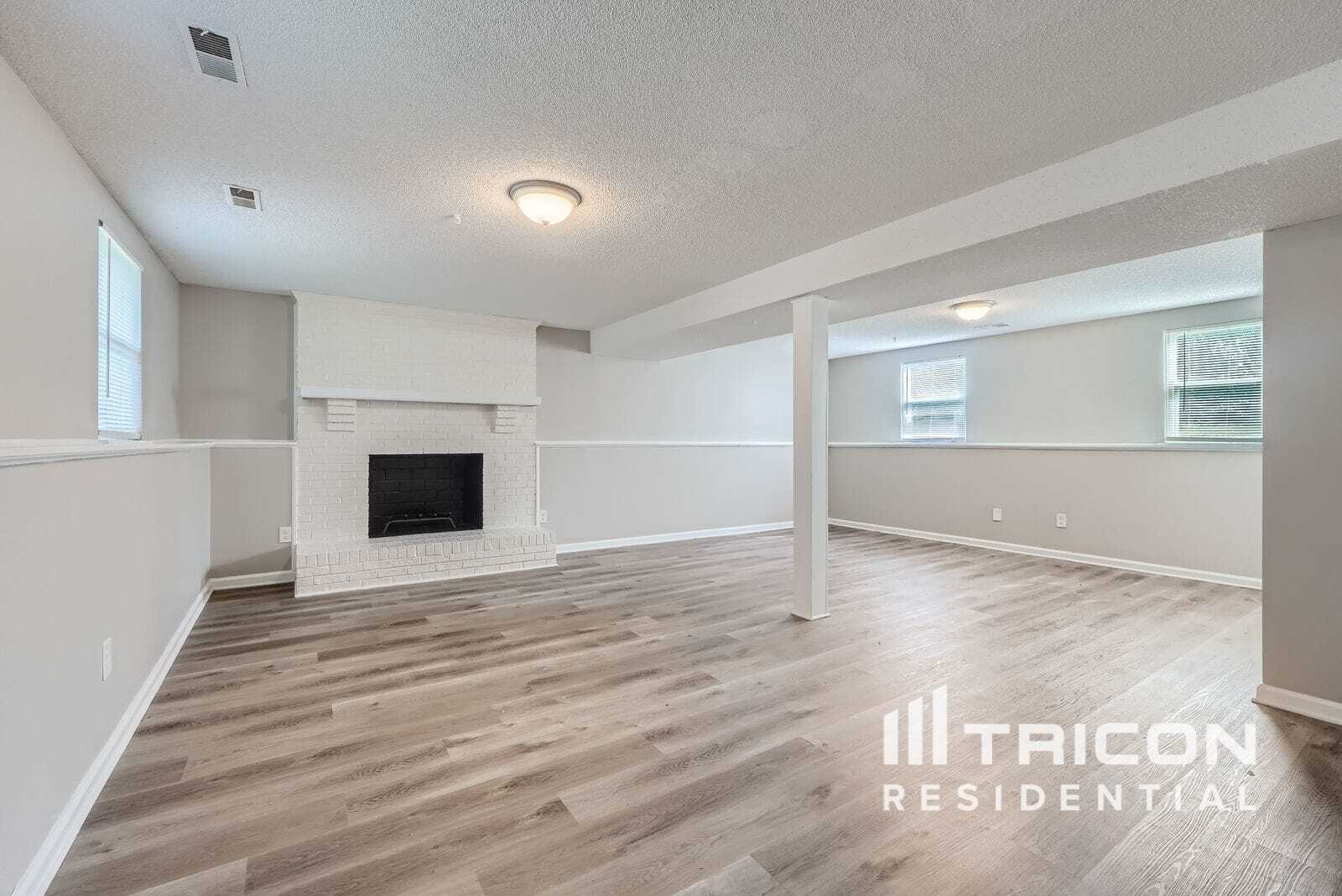 Building Photo - 5934 Sunrise Ct