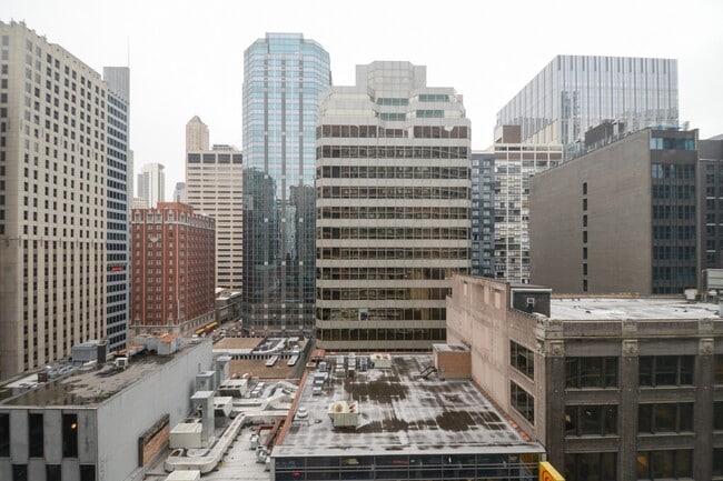 Building Photo - 211 E Ohio St