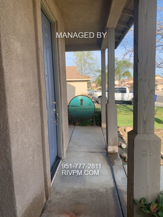 Building Photo - Highly Desirable Orangecrest Location!!!