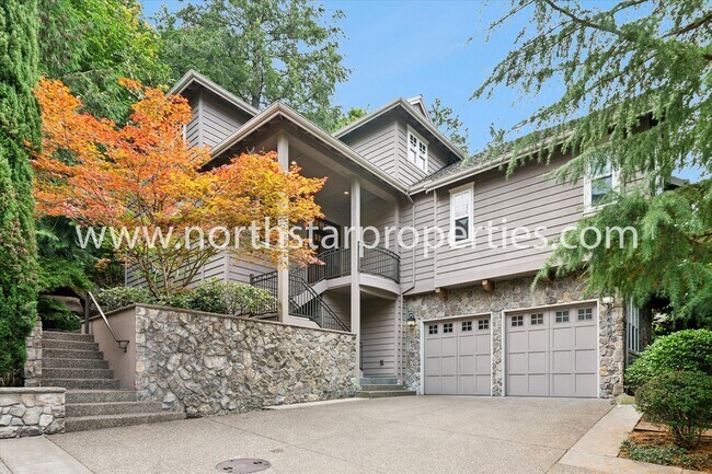 Building Photo - New Exquisitely Designed Dream Home in Lake Oswego.