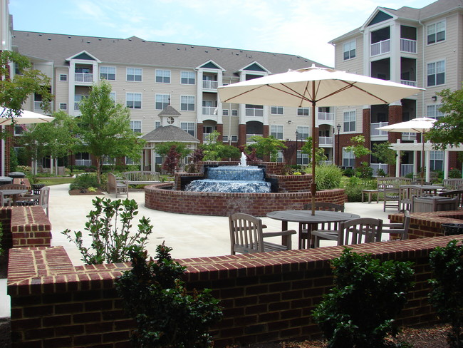 Building Photo - The Reserve at Greenbrier