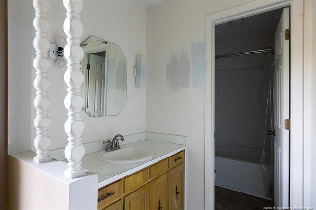 Building Photo - 202 Murray Fork Dr