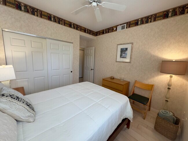 Building Photo - 8370 Wingate Dr