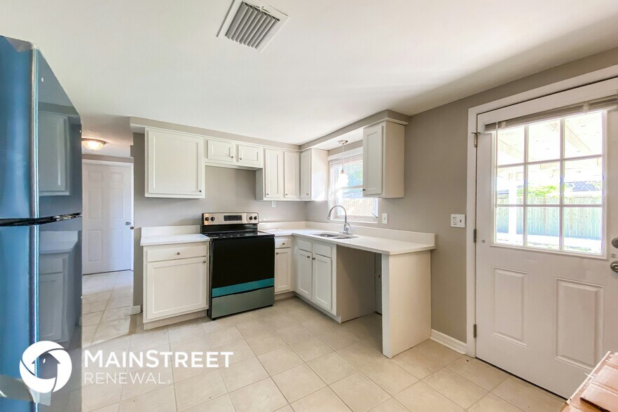 Building Photo - 3916 Darlington Rd