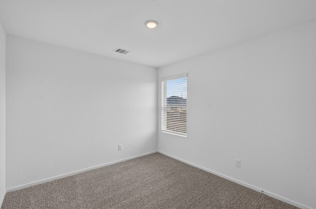 Building Photo - 40818 Hawthorne Glades St