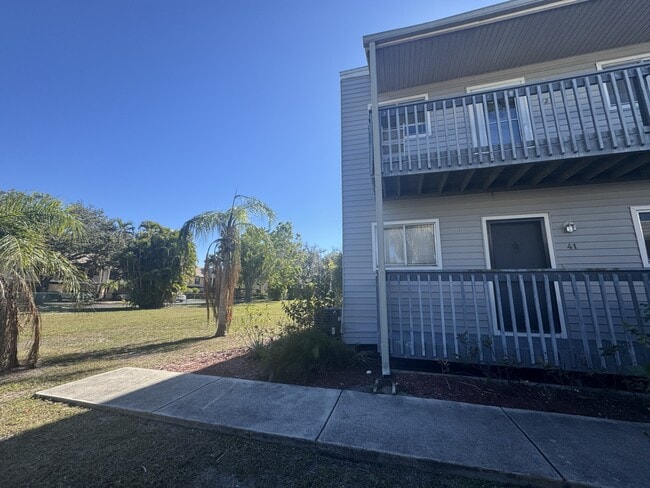 Building Photo - 259 Fenwick Dr