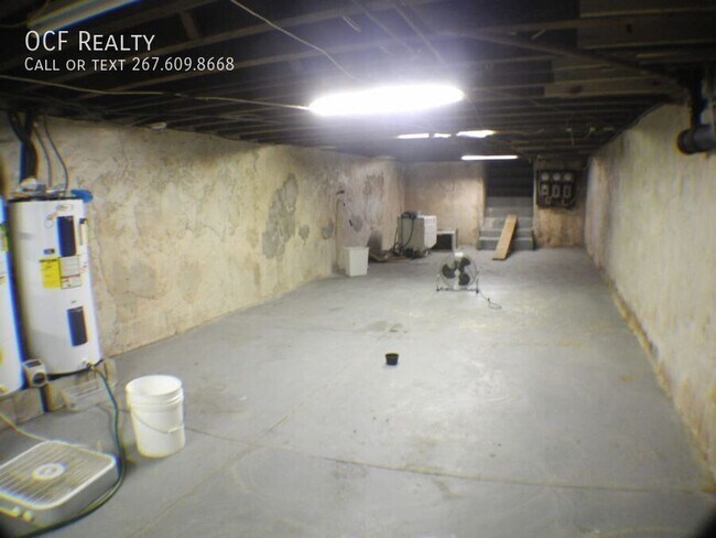 Building Photo - 1946 McKean St