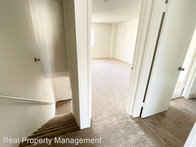 Building Photo - 2 br, 1.5 bath House - 3466 Los Mochis Way