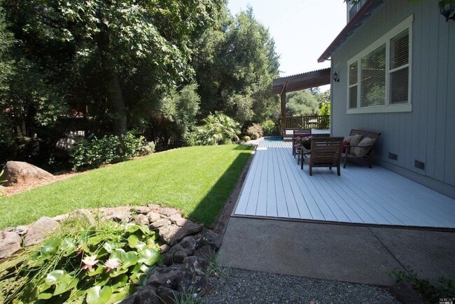 Building Photo - Beautifully Updated 5 Bedroom, 4 Bath Home...
