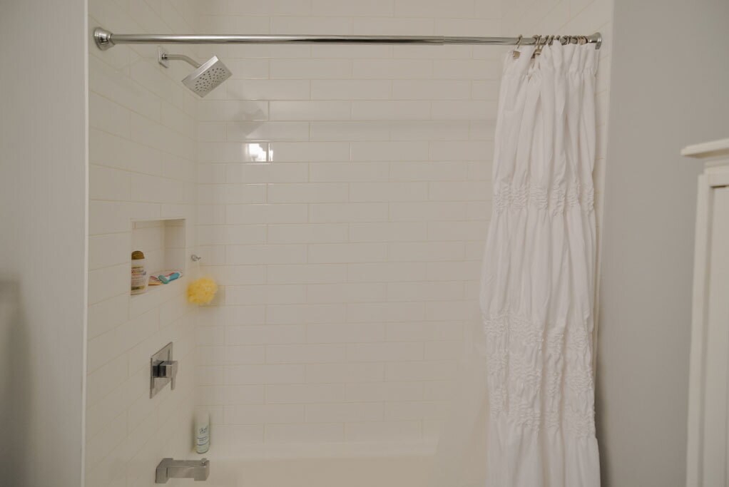 Building Photo - 4324 N Ashland Ave