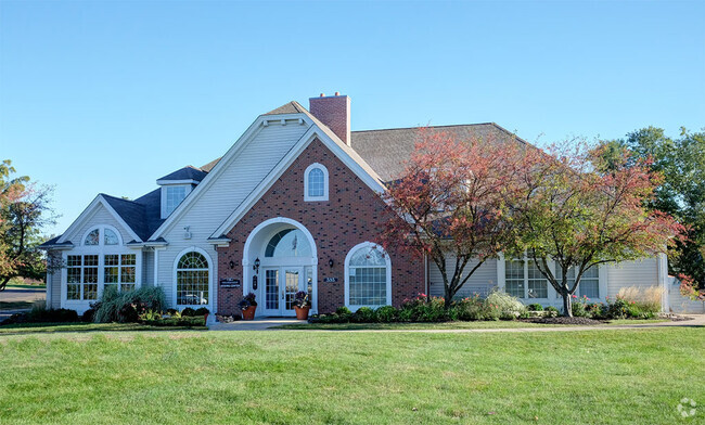 Building Photo - Carol Stream Crossing