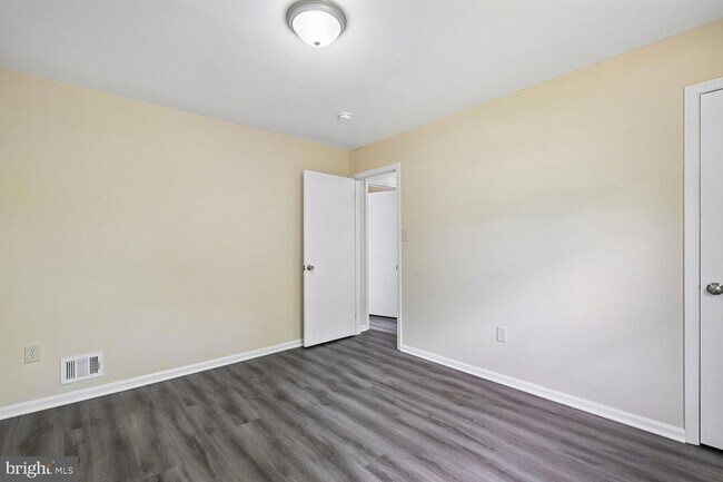 Building Photo - 8805 Bolero Ct