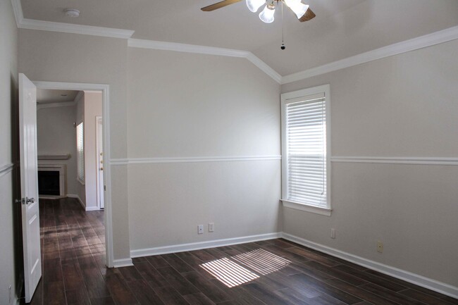 Building Photo - RENOVATED 3-BEDROOM IN REDLAND RANCH, NORT...