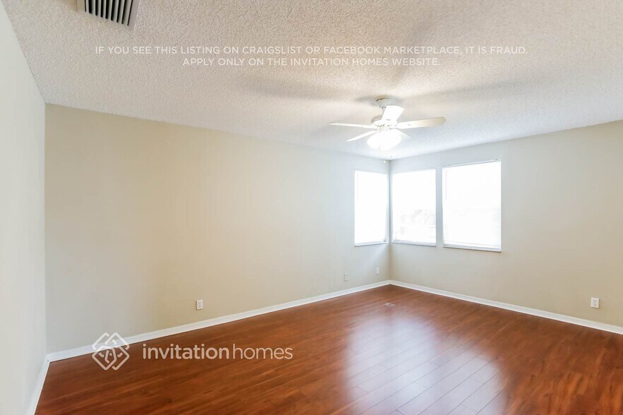 Building Photo - 8380 NW 46th Dr