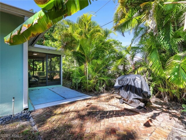 Building Photo - 9144 7th St N