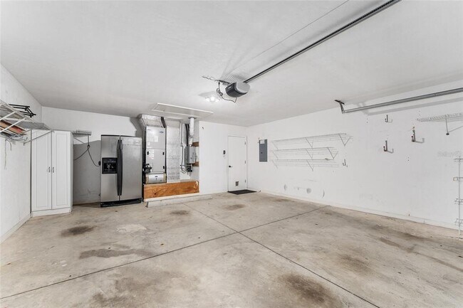 Building Photo - 10106 NW 13th Ave