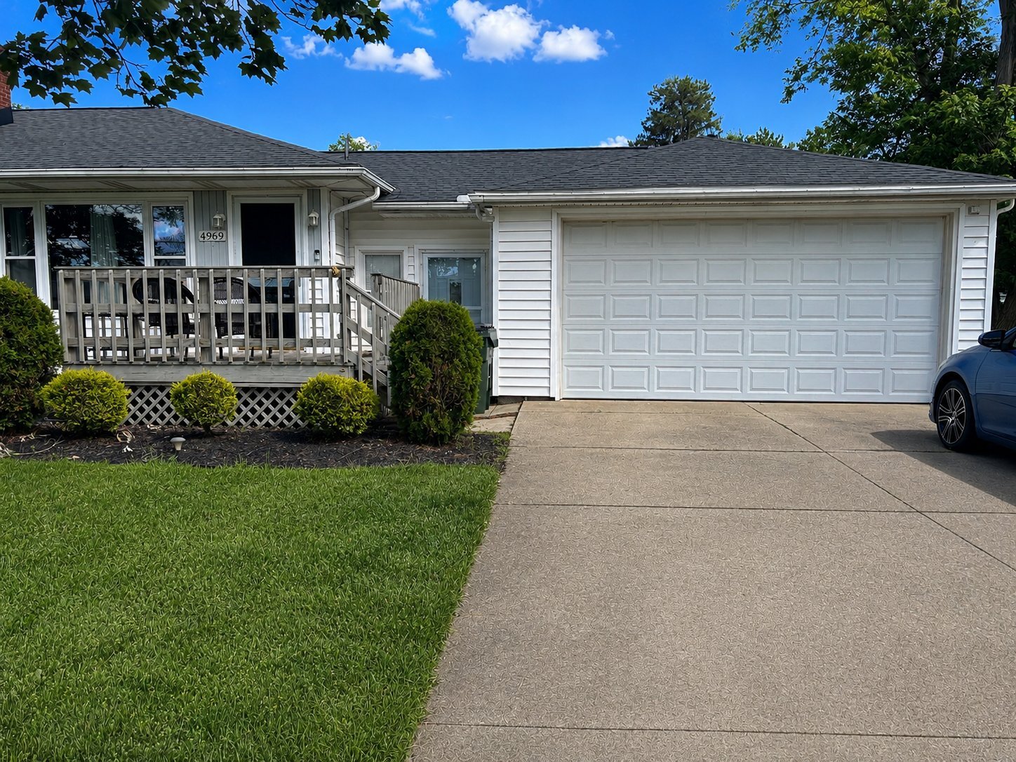 Building Photo - 4969 Hudson Dr