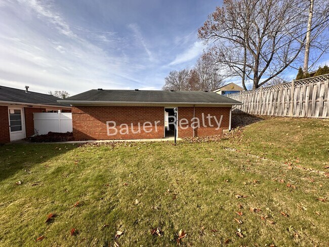 Building Photo - mh74