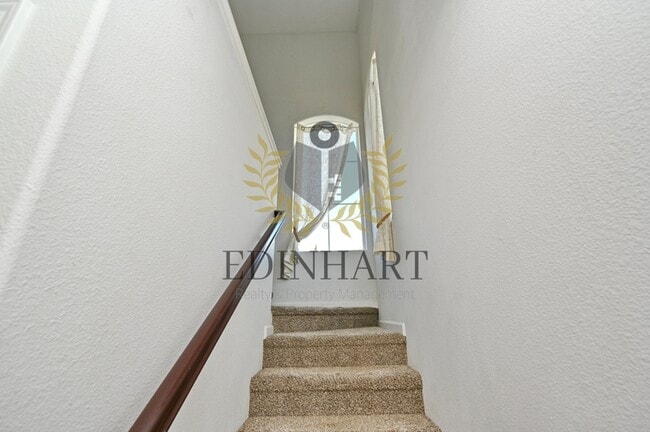 Building Photo - 3238 Lahar Ln