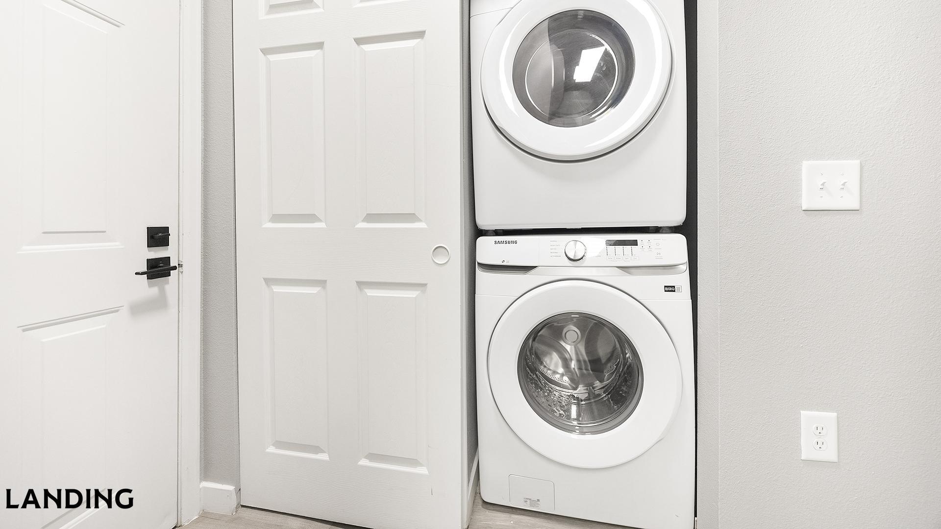 Building Photo - 901 Colorado Blvd